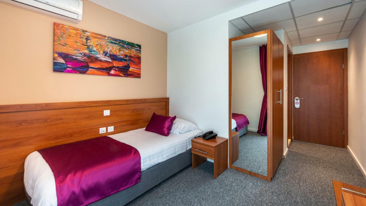 Hotel Komodor Dubrovnik Ngoại thất bức ảnh